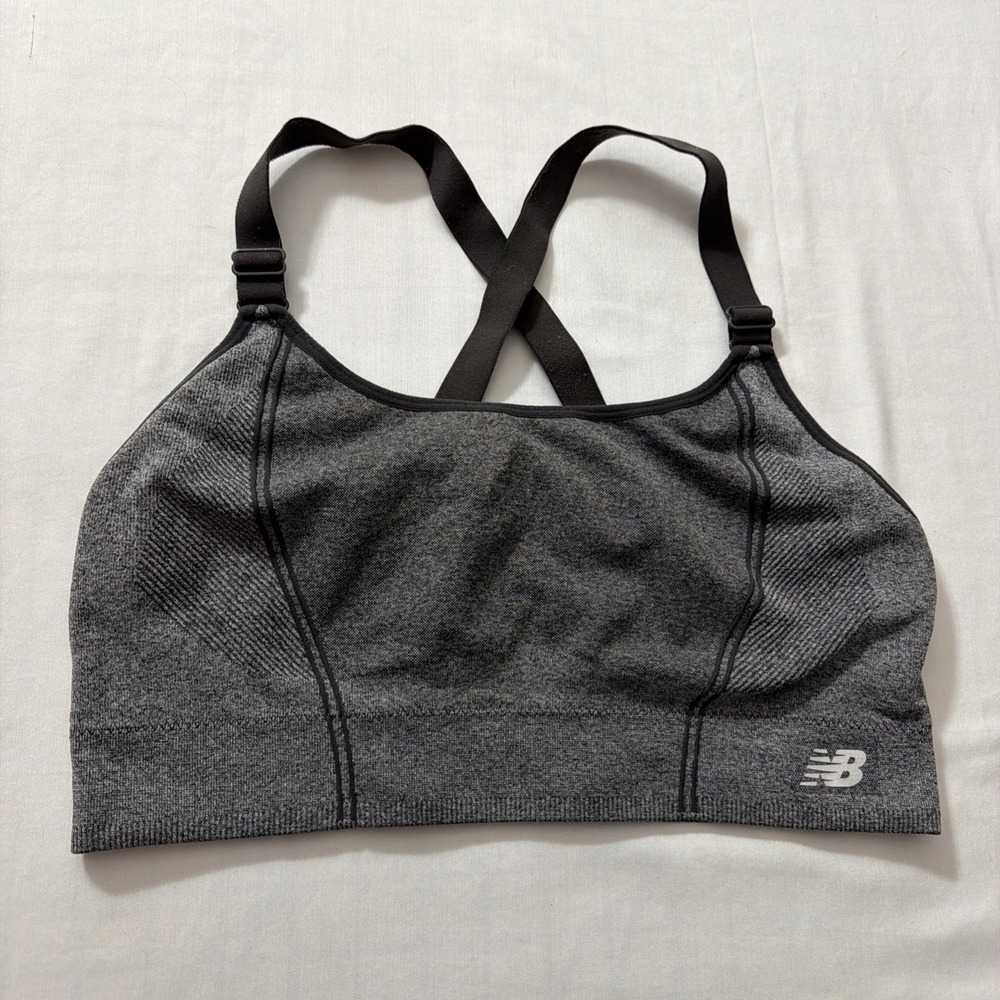 New Balance Lined Sports Bra Size XL Dark Gray/Black Chinched Medium Support Gym